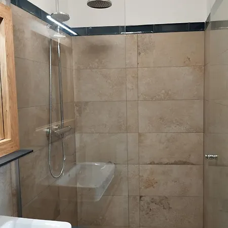Gelbes Im Scharfrichterhaus Daire