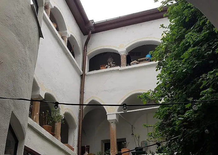 Gelbes Im Scharfrichterhaus 파사우